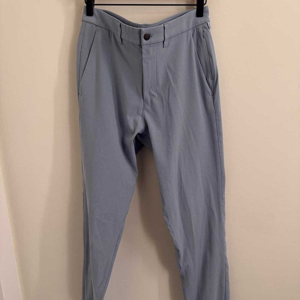 men’s light blue (chambray) LULULEMON commission pant *Warpstreme [31x34]